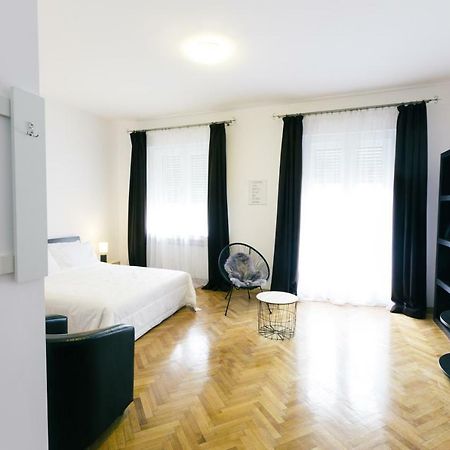 Street View Apartments Nagyszeben Kültér fotó