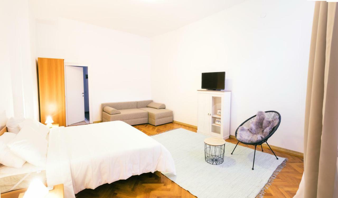 Street View Apartments Nagyszeben Kültér fotó